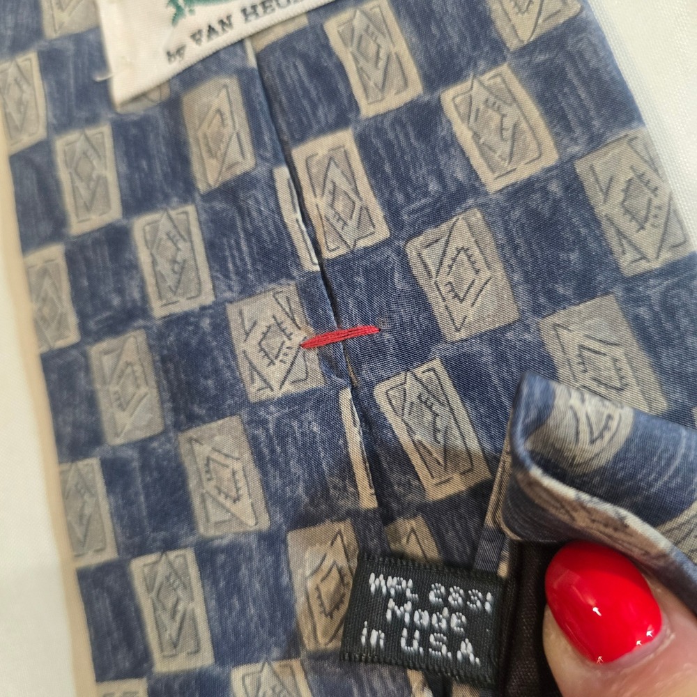 Van Heusen 417 Silk Necktie Blue Grey Checkerboard Business Formal - Picture 4 of 6